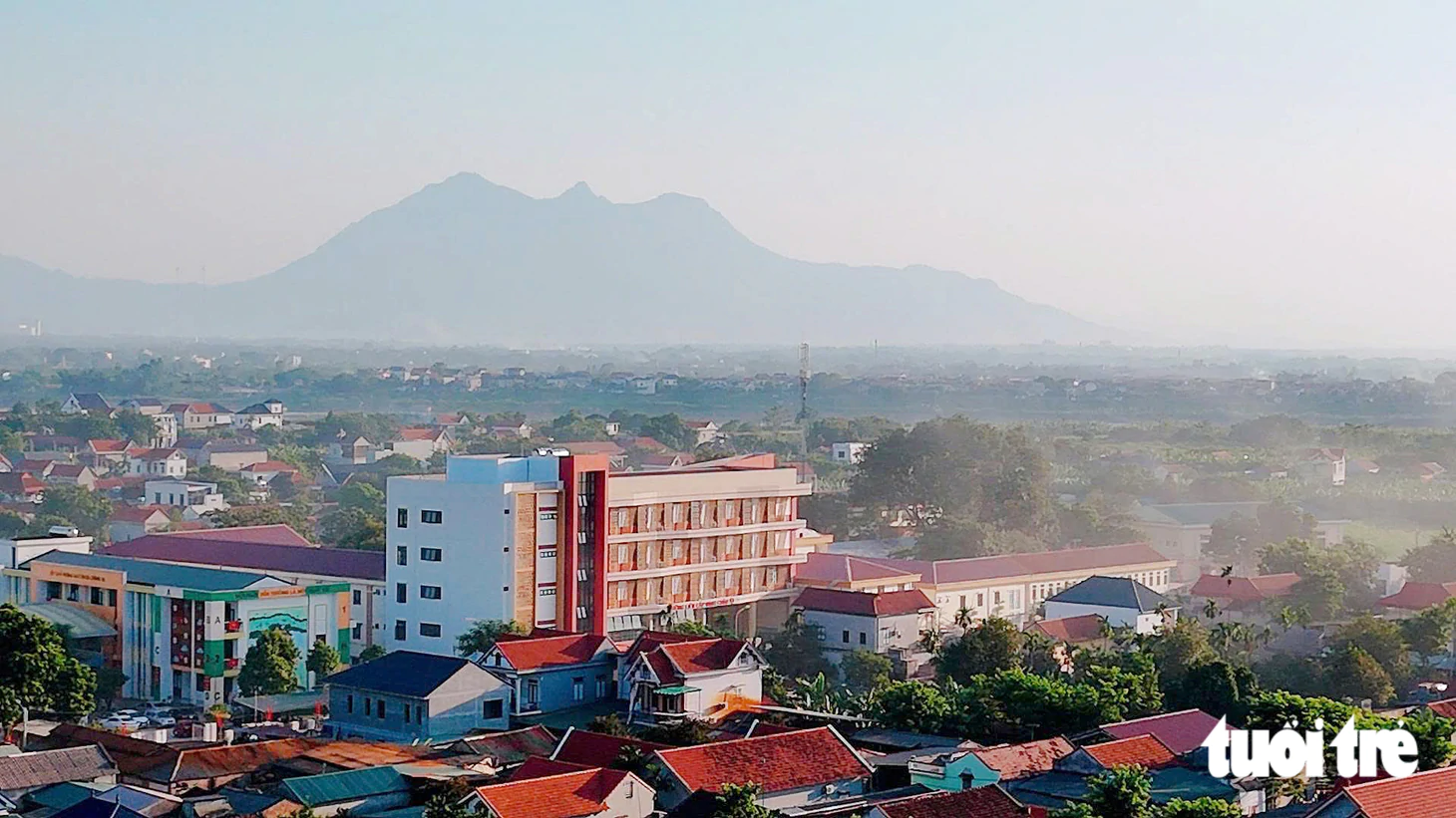 Xã đảo duy nhất ở Hà Nội lần đầu tiên có trường THPT, học sinh hết cảnh phải nghỉ học khi mưa lũ - Ảnh 14.