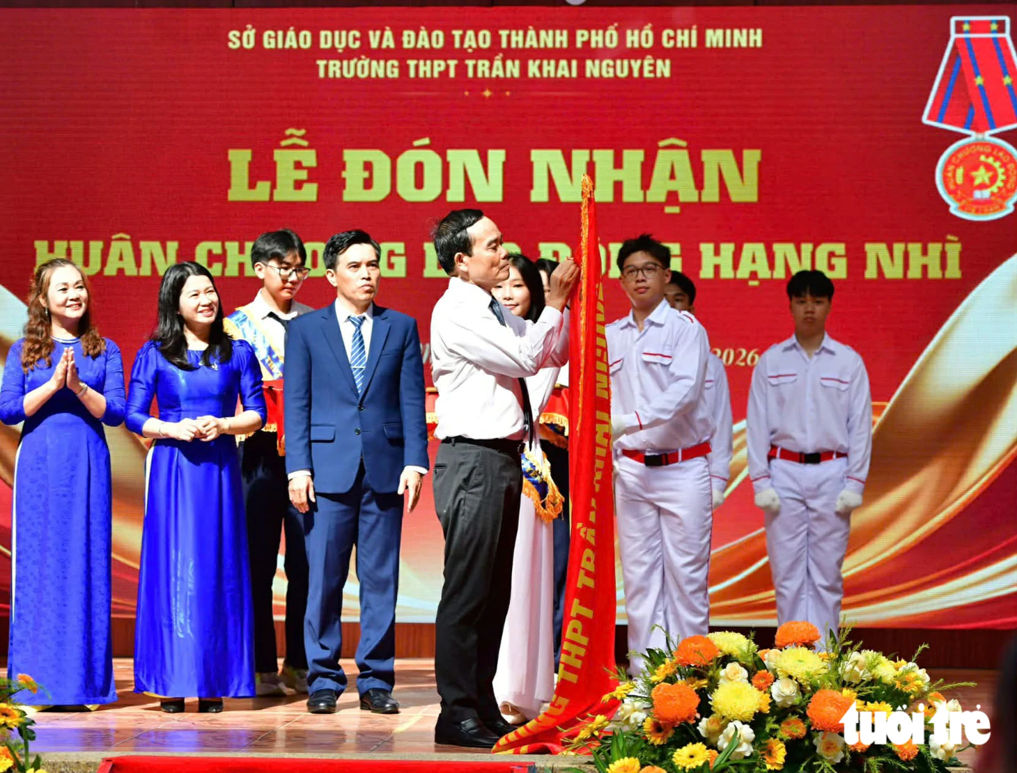 Bí thư Trần Lưu Quang, chủ tịch Nguyễn Văn Được dự lễ khai giảng tại Trường THPT Trần Khai Nguyên - Ảnh 3.