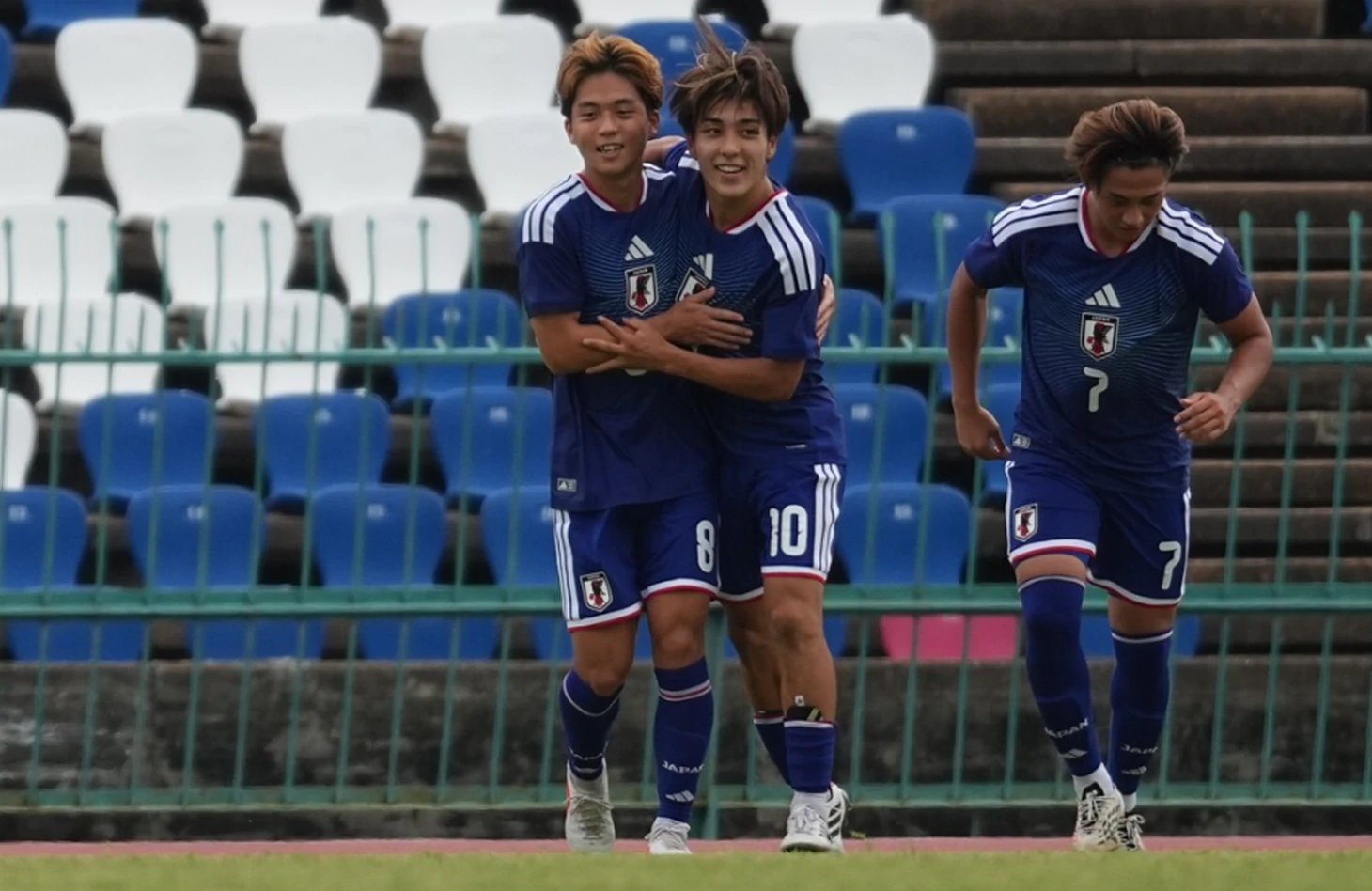 Lượt cuối vòng loại U20 châu Á 2027: U20 Thái Lan chính thức giành vé đi tiếp dù chưa đá với Iraq - Ảnh 7.