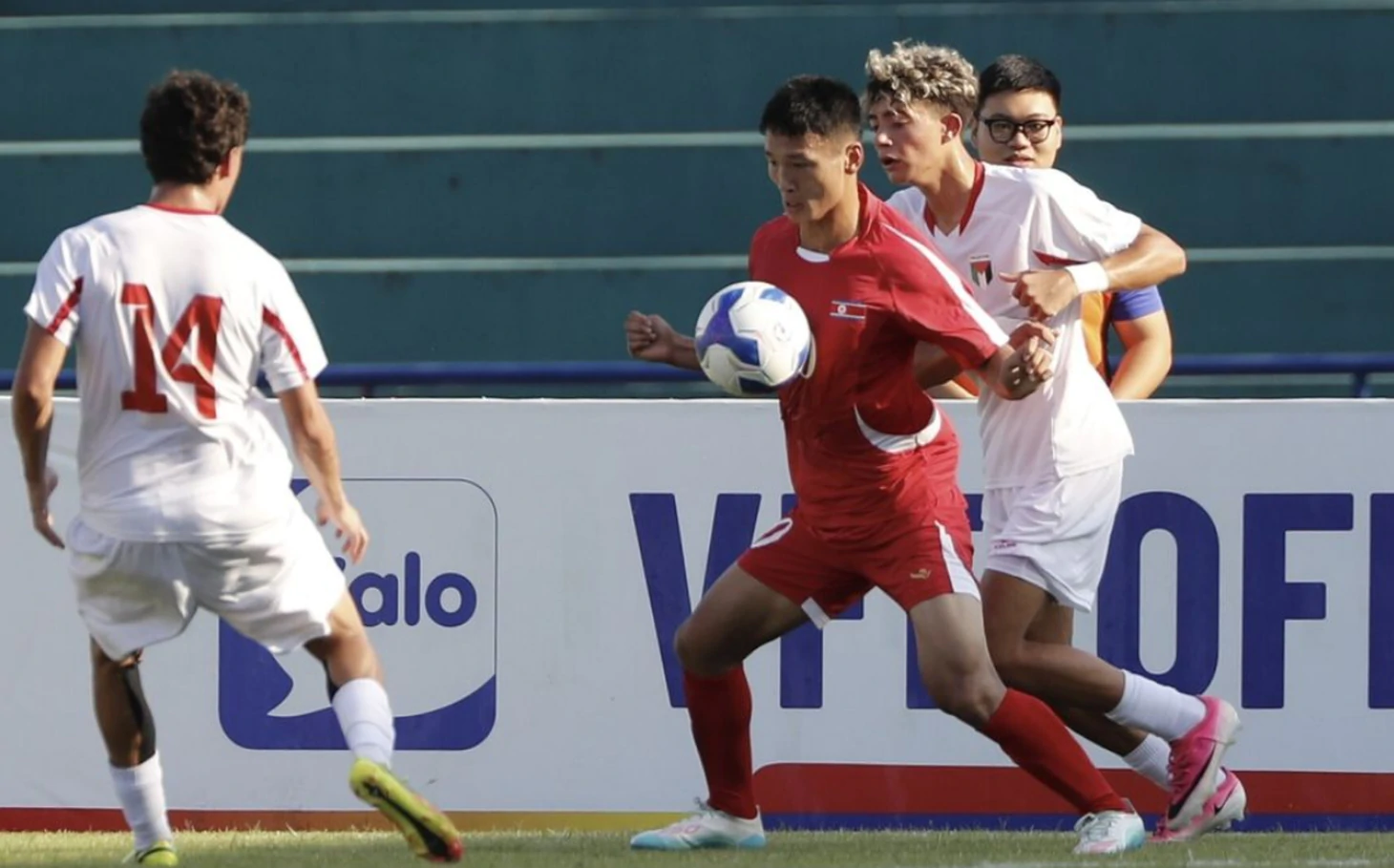 Lượt cuối vòng loại U20 châu Á 2027: U20 Thái Lan chính thức giành vé đi tiếp dù chưa đá với Iraq - Ảnh 4.