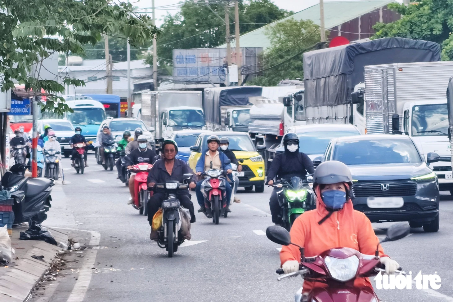 82% hộ dân ở Tân Nhựt đồng thuận bàn giao mặt bằng dự án mở rộng quốc lộ 1 - Ảnh 9.