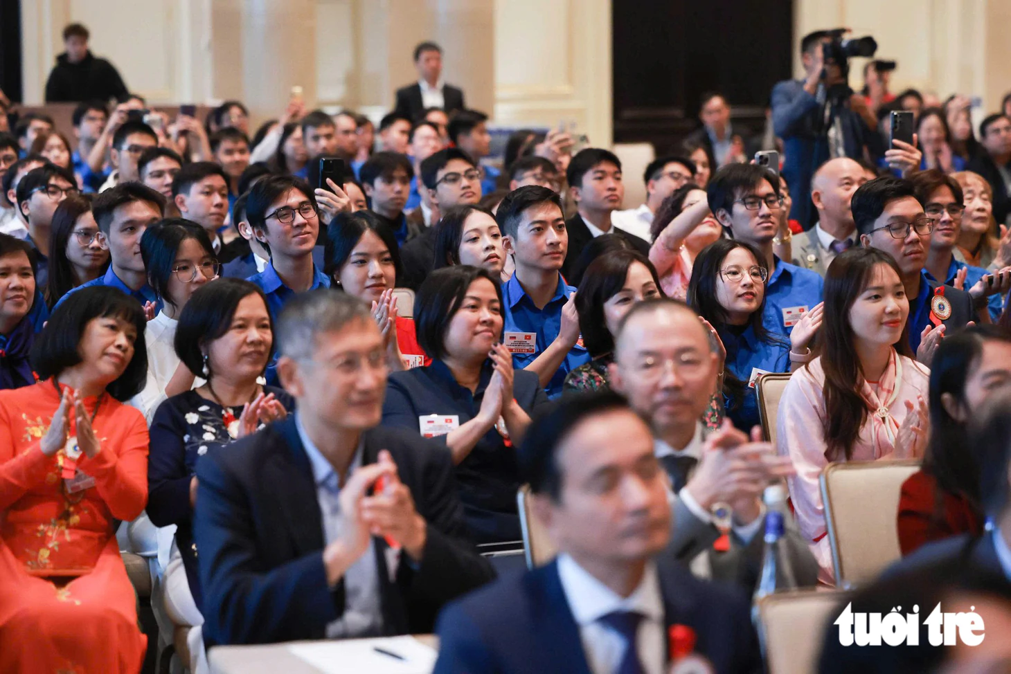 Tổng Bí thư, Chủ tịch nước Tô Lâm gặp kiều bào Nga, kêu gọi hưởng ứng Nghị quyết 23 - Ảnh 8.