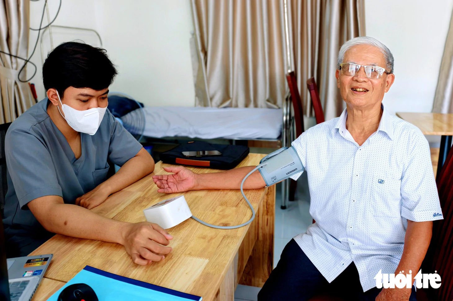 Điểm hẹn 'vui vẻ' của cụ ông, cụ bà ở Bình Tân - Ảnh 3.