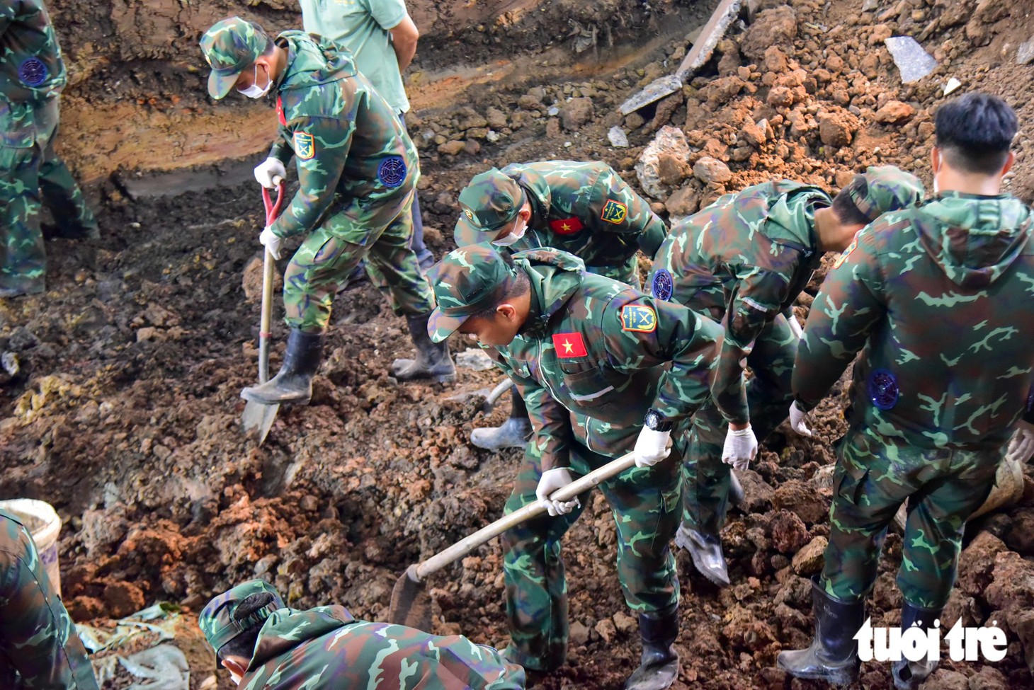 Sau 78 ngày, đã tìm thấy 605 hài cốt liệt sĩ tại 3 điểm chôn trong công viên Lê Thị Riêng - Ảnh 1.