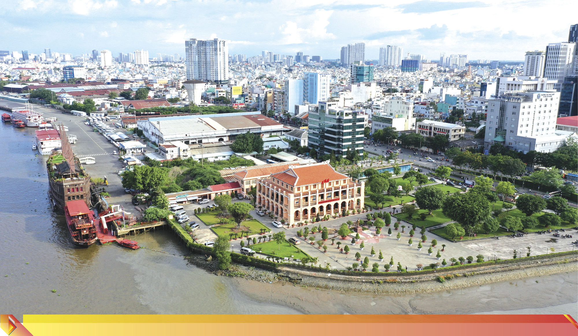 TP.HCM đi tới tương lai - Rực rỡ tên vàng - Cảm ơn bạn bè quốc tế - Ảnh 4.