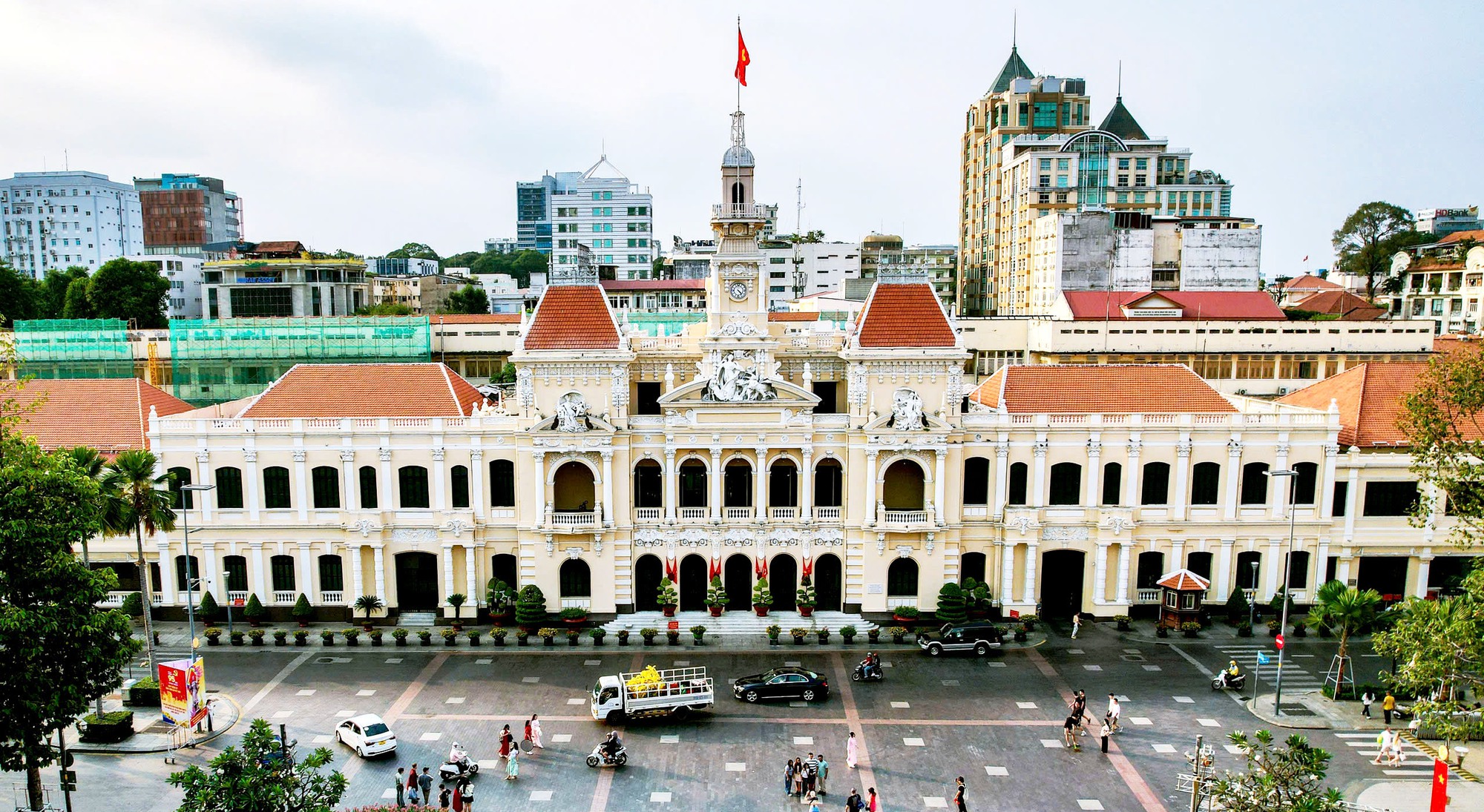 Một năm chính quyền hai cấp ở TP.HCM: Thành phố rộng hơn, cán bộ gần hơn, việc dân nhanh hơn - Ảnh 5.
