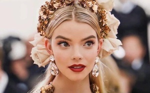 'Búp bê sống' Anya Taylor-Joy kể về việc bị bắt nạt vì ngoại hình - Ảnh 4.
