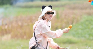 MV Vỗ tay của em xinh Phương Ly điểm lại những sự kiện truyền cảm hứng của năm  - Ảnh 5.