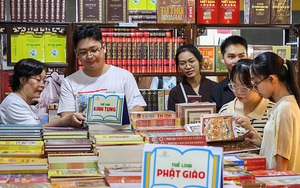 Chim ưng non đi về miền bí ẩn - Ảnh 4.