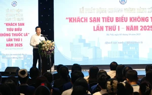 Second-hand smoke exposure in Vietnamese hotels drops nearly 15% in 4 years- Ảnh 4.