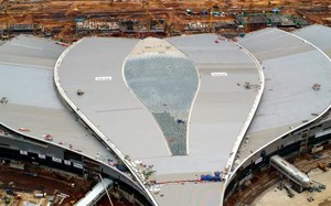 Vietnamese carriers prepare for first flights at Long Thanh Airport - Ảnh 4.