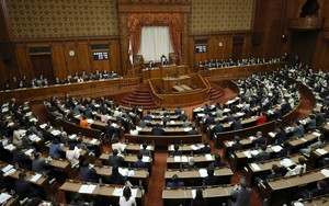 Asia shares extend gains, yen friendless as bonds buckle - Ảnh 1.