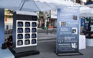 Ho Chi Minh City approves installation of e-motorbike battery-swap cabinets on sidewalks- Ảnh 3.