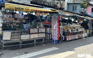 Vietnamese neighborhood experiences quieter New Year holiday as karaoke noise significantly subsides- Ảnh 3.