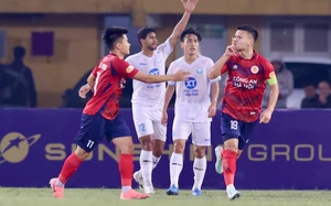 HLV Polking lo CLB Công An Hà Nội khó vô địch V-League - Ảnh 1.