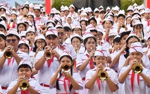 Trường Tiểu học Phú Thuận đạt giải Đặc biệt Tiếng kèn Đội ta - Ảnh 2.