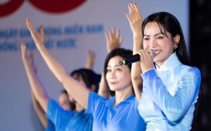 Nguyễn Văn Chung khoe quà của anh em chiến sĩ; Nghệ sĩ Lê Thiện gây xúc động trong đại lễ 30-4 - Ảnh 5.