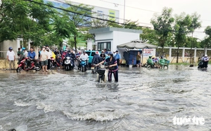 Rain, thunderstorms set to intensify midweek in Ho Chi Minh City- Ảnh 1.