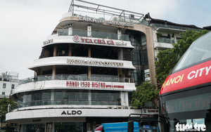 Hanoi begins demolition of iconic 'Shark Jaw' building near Hoan Kiem Lake- Ảnh 2.