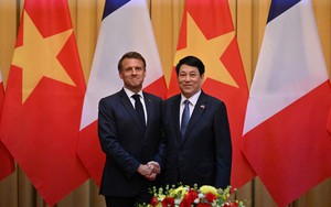 France seeks to deepen ties with Vietnam: President Macron  - Ảnh 3.