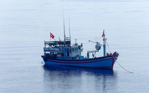 China urges Philippines to stop provocation in East Vietnam Sea - Ảnh 3.