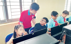 Chiến sĩ Hoa phượng đỏ trải nghiệm, lan tỏa ứng dụng số đến cộng đồng - Ảnh 2.