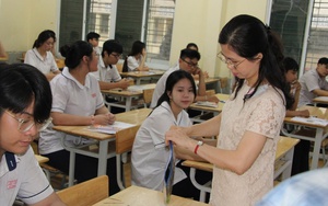 Gợi ý bài giải môn ngữ văn thi tốt nghiệp THPT năm 2025 - Ảnh 2.