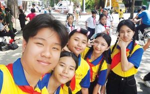 Vui hè ngay tại trường - Ảnh 3.