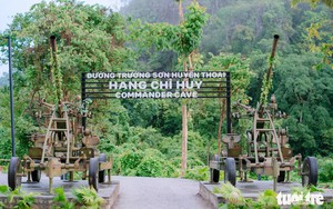 Vietnam recreates forest village to recall wartime life in U Minh Ha - Ảnh 4.