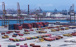 New trade war deadline prolongs instability, UN trade agency says - Ảnh 2.