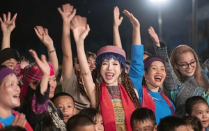 Tùng Dương: luôn cảm thấy tự hào và hãnh diện khi hát về quê hương đất nước - Ảnh 3.