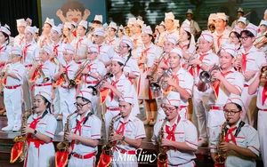 Thông điệp từ bài hát chủ đề năm học 2025 - 2026 'Hoa xuân đất nước - Đội ta tiếp bước'- Ảnh 3.
