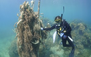 Japan to draw up action plan to reduce clothing waste - Ảnh 3.