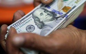 Dollar mixed as investors eye central bank decisions, trade talks- Ảnh 1. Dollar mixed as investors eye central bank decisions, trade talks- Ảnh 1.