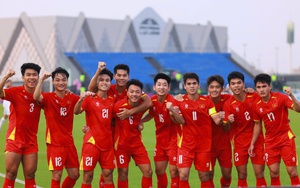 FIFA social media channel compares Vietnam forward Le Van Thuan with Bellingham- Ảnh 3.