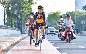 The future is cycling in Ho Chi Minh City, whether we like it or not- Ảnh 4.