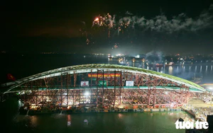 Simulation shows how engineers will connect 3,400-tonne Saigon River bridge arc - Ảnh 13.