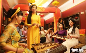 Admire Vietnam’s Hue–Da Nang train, ranked among world’s 10 best rail trips - Ảnh 12.