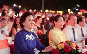 International friends impressed by Vietnamese culture - Ảnh 2.