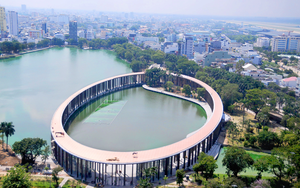 AI cameras to monitor tourist density on Da Nang’s plastic-free islands- Ảnh 3.