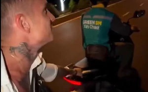 Australian man jailed for 13 years for attacking wife in Hanoi- Ảnh 1.