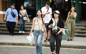 South Korean, Thai celebrities flock to Vietnam for holiday trips, share visits online- Ảnh 17.
