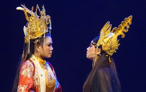 Từ chuyện Bùm Bum hát Tiếng trống Mê Linh: Giới hạn nào của tự biết mình? - Ảnh 2.