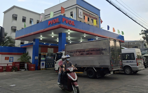 Da Nang posts hotline numbers, warns against fuel hoarding- Ảnh 3.