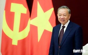 Vietnamese Party chief’s spouse visits youth center in Beijing, highlights child education, exchanges  - Ảnh 11.