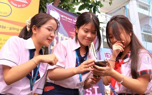 Chọn trường lớp 10 có cần giữ khoảng cách 10km từ nhà? - Ảnh 2.