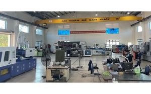 Research, skills boost in-house capability in Vietnam’s Factory A32 aircraft maintenance- Ảnh 1.