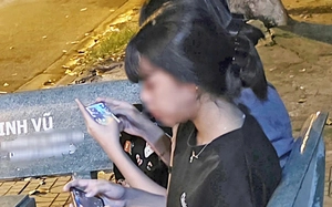 Da Nang schools battle social media addiction among students  - Ảnh 4.