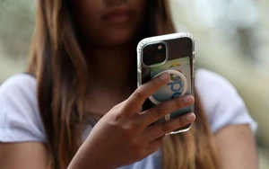 No 'meaningful' shift from social media sites after Australia teen ban: govt report - Ảnh 3.