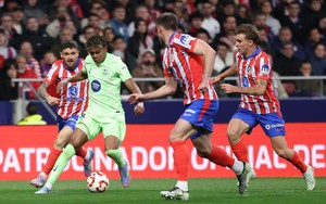 Barcelona thất bại trước Atletico Madrid khi chơi thiếu người- Ảnh 2.